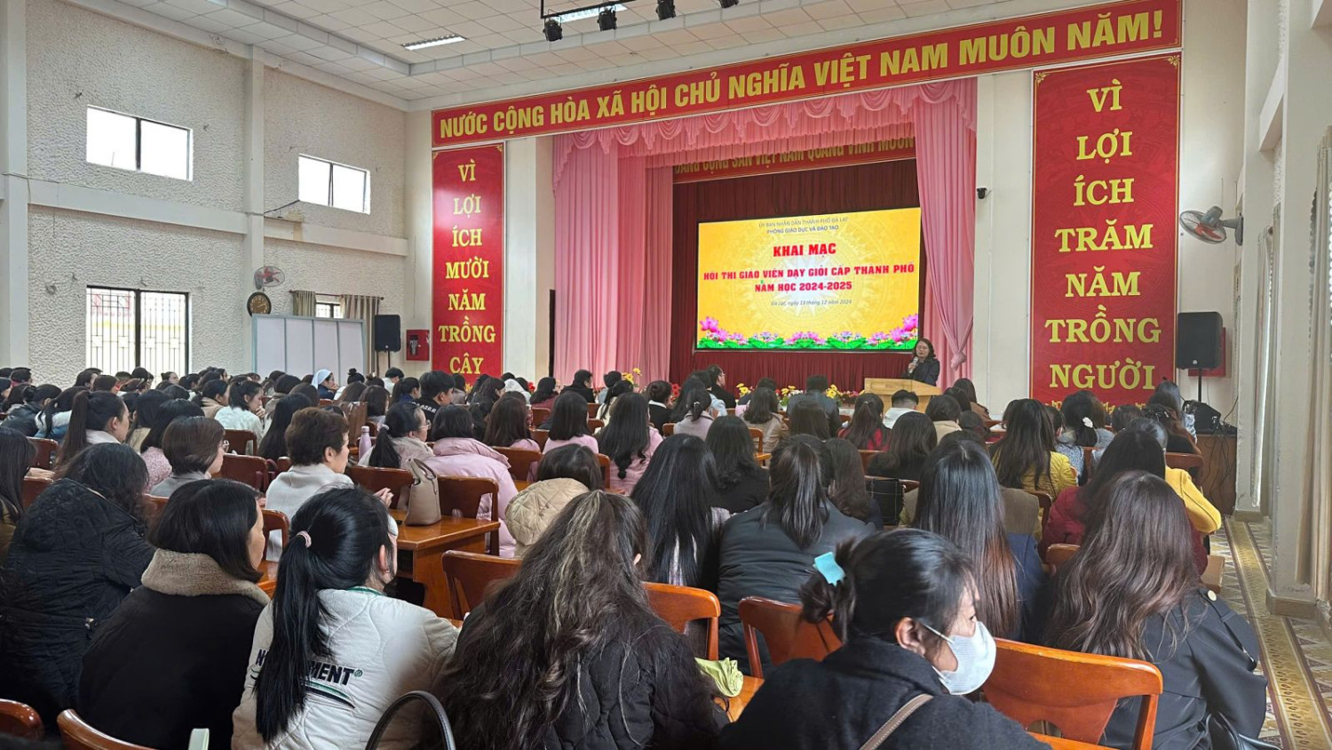 Khai mạc Hội thi Giáo viên dạy giỏi cấp Thành phố năm học 2024-2025