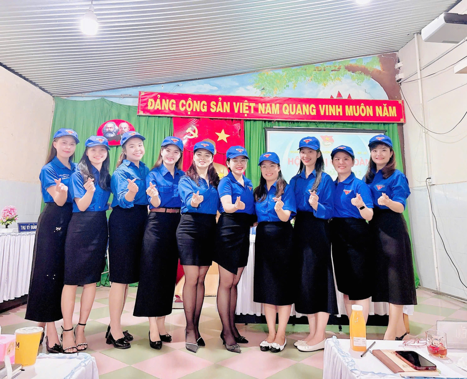 z7163620548307 89204ee9c96d36724fb649d6d27cf4b8