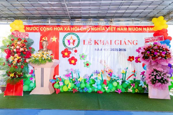 LỄ KHAI GIẢNG NĂM HỌC MỚI 2025 - 2026 CỦA TRƯỜNG MẦM NON 2